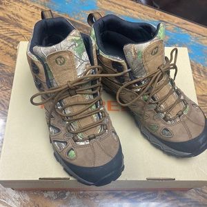Merrell Waterproof Boots Mens 9.5 New